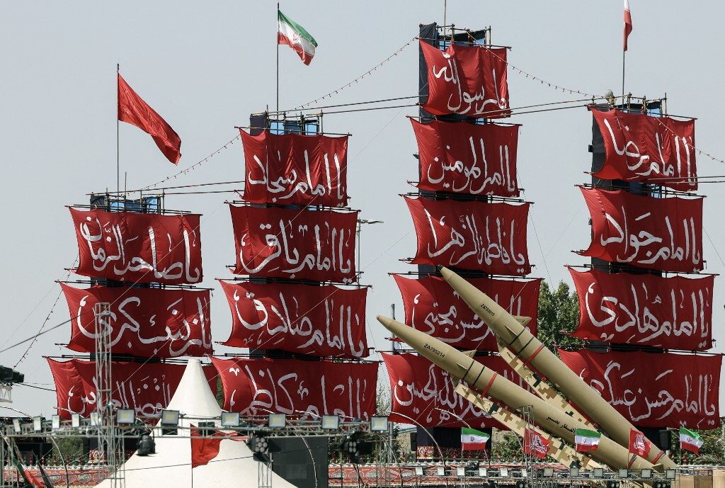 Iran e Usa sospendono gli attacchi: il NYT spiega i timori di Trump sui missili