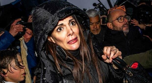 Crans-Montana, Jessica Moretti chiede l'indennità per infortunio dopo l'incendio del Constellation