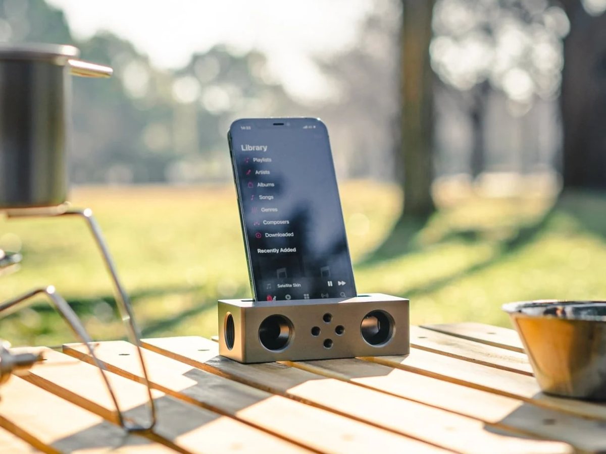 iSpeakers, il diffusore per iPhone che non ha bisogno di batteria