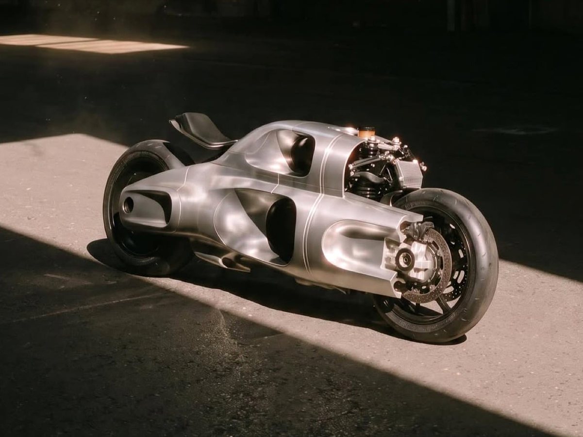 REV-1, la moto a idrogeno che riprende un'idea BMW di 90 anni fa