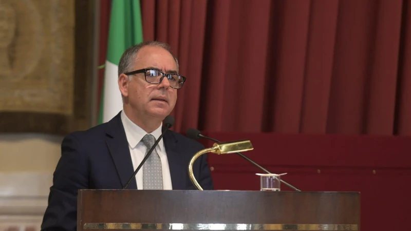 La convivialità estiva degli italiani cambia volto: due su tre scelgono casa e amici