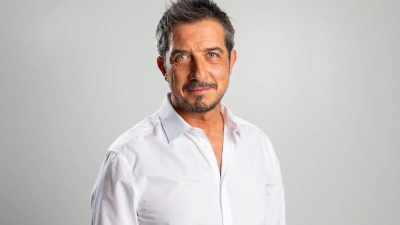 Regista, attore e sceneggiatore, Paolo Ruffini si racconta: "Le mie riflessioni sono sull'inclusione e la fragilità"