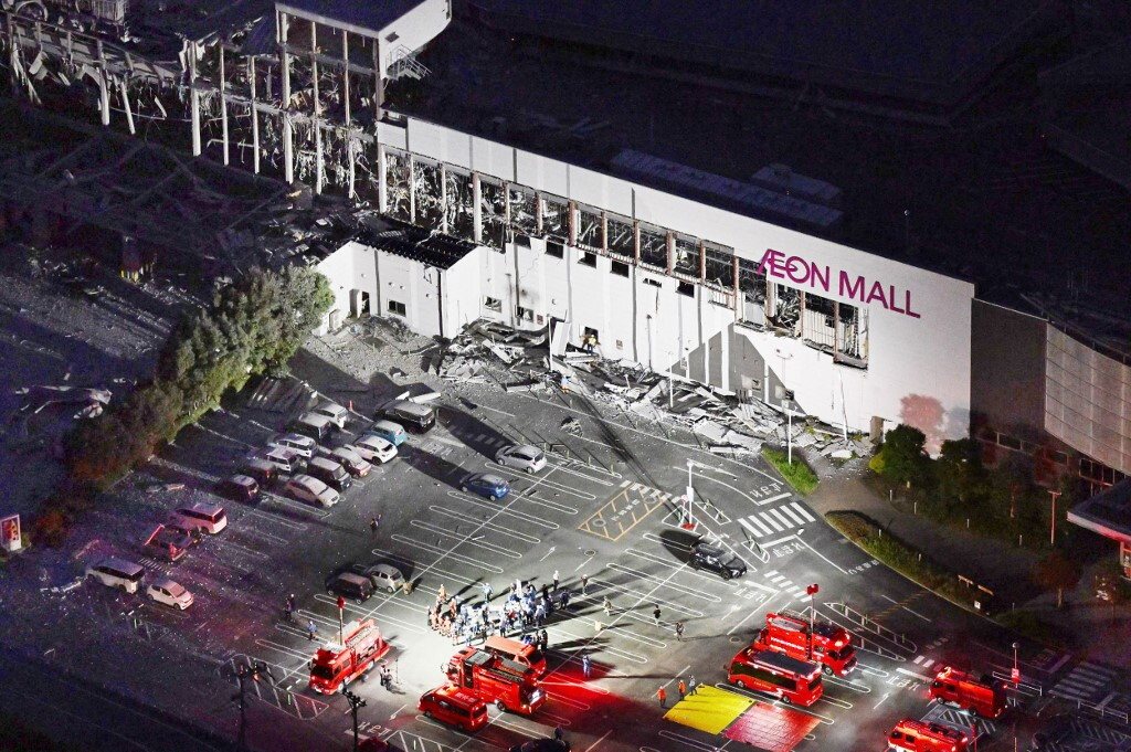 Terremoto di magnitudo 7.1 in Giappone: crolla un centro commerciale, numerose vittime