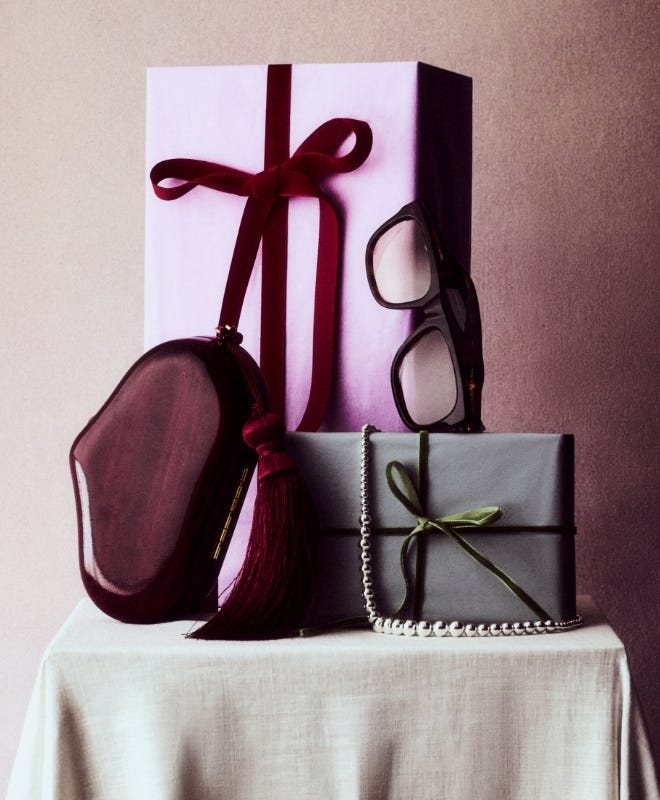 Regali sotto i 100 dollari per uno stile quiet luxury