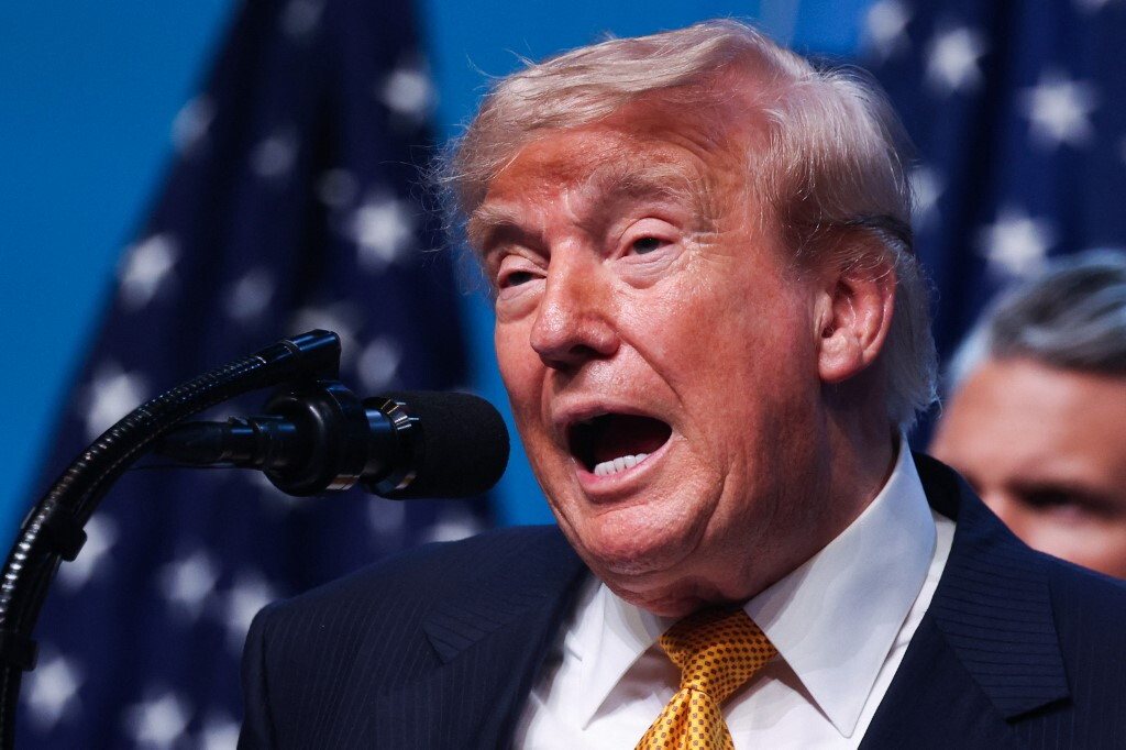 Trump: «L'immigrazione sta uccidendo l'Europa»
