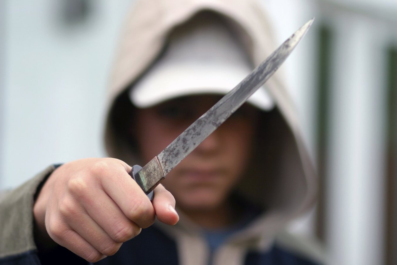 Urgnano, accoltella l'ex compagna davanti al figlio di 4 anni: arrestato 30enne
