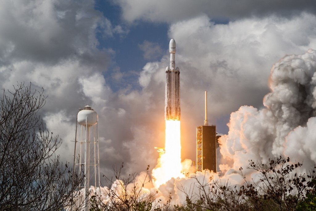 SpaceX, ricavi a 7,8 miliardi nel primo trimestre da quotata: +92% spinto da Starlink