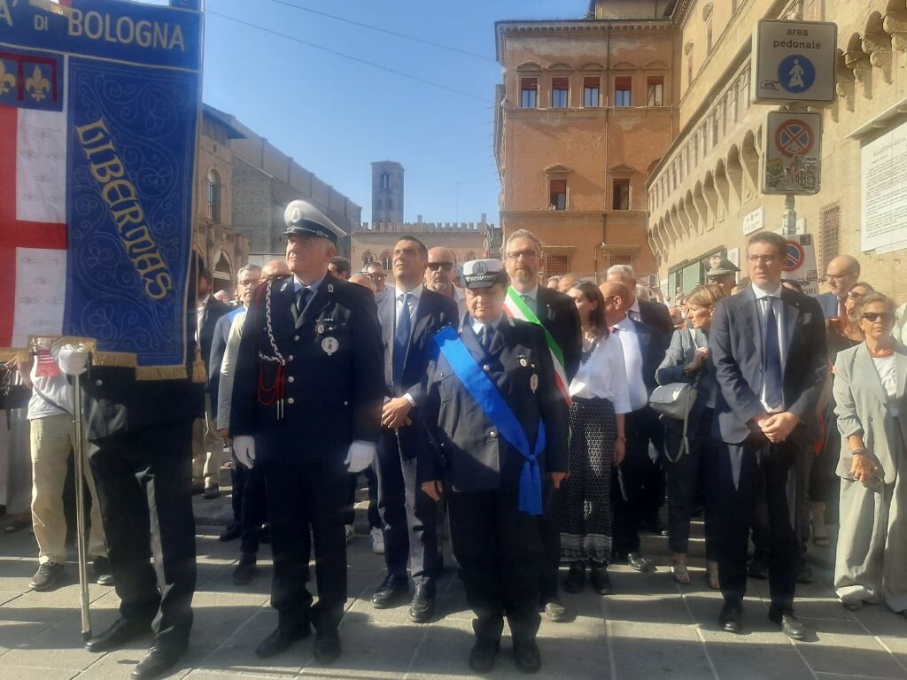 Bologna ricorda la strage del 2 agosto, Mattarella parla di «strategia neofascista contro la democrazia»